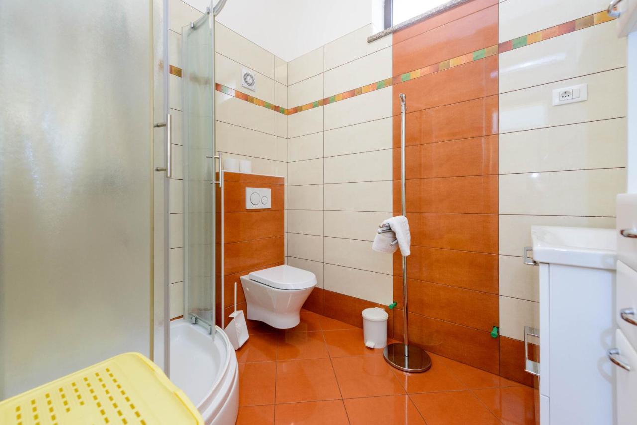 Apartments Milar 로비니 외부 사진
