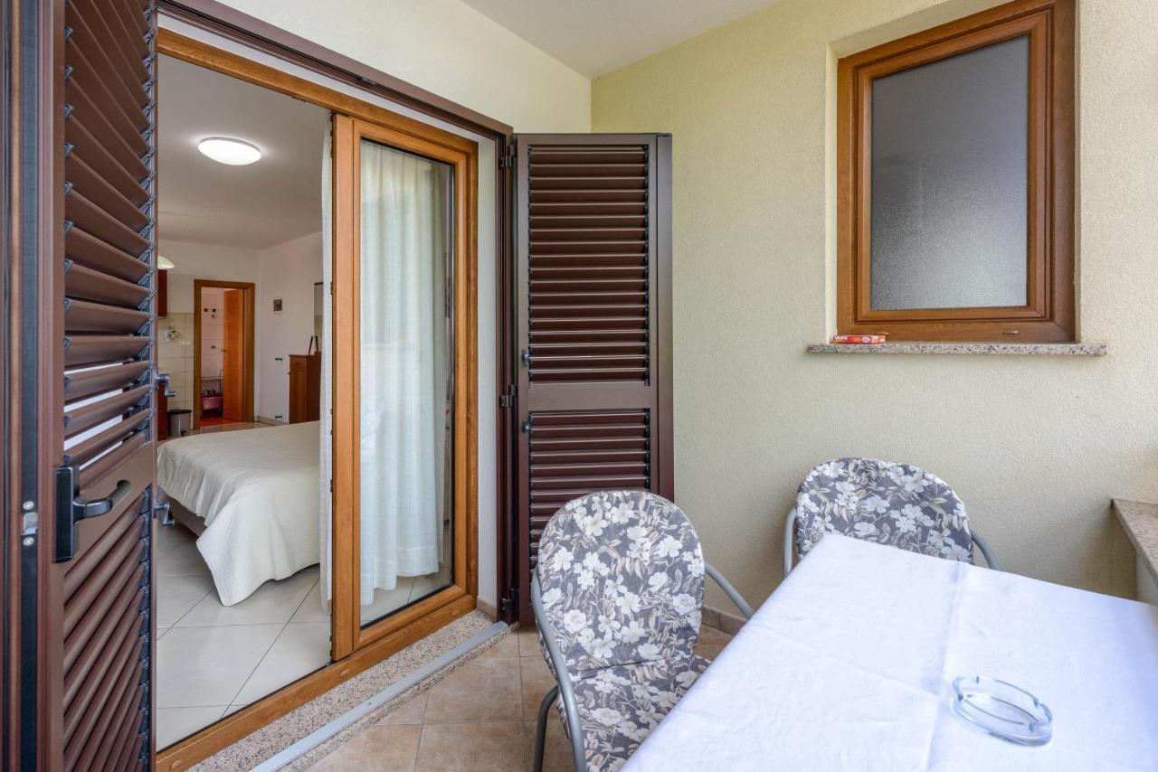 Apartments Milar 로비니 외부 사진